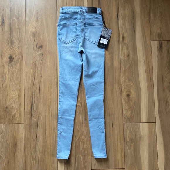 Fitjeans Contour High Waisted Bleach Blue NWT - Picture 5 of 7